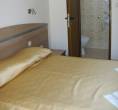 Снимки от единичните стаи в хотел Зевс